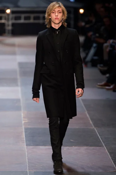 Look 34